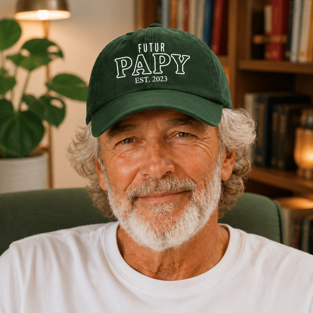 Casquette Futur papy vert forêt portée par un papy