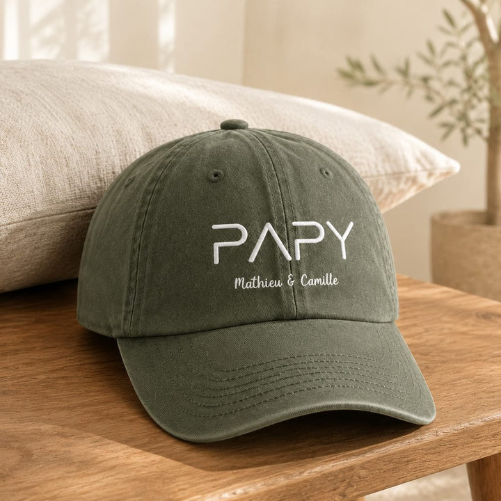 Casquette brodée Papy Mathieu et Camille vert olive