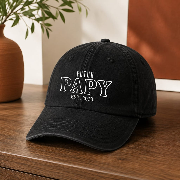Casquette brodée Futur papy noire