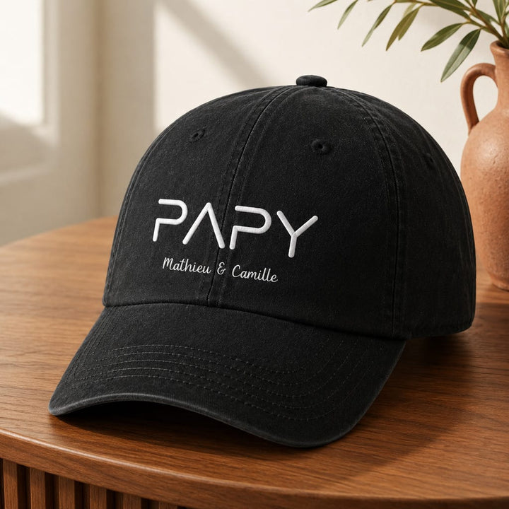 Casquette brodée Papy Mathieu et Camille noire