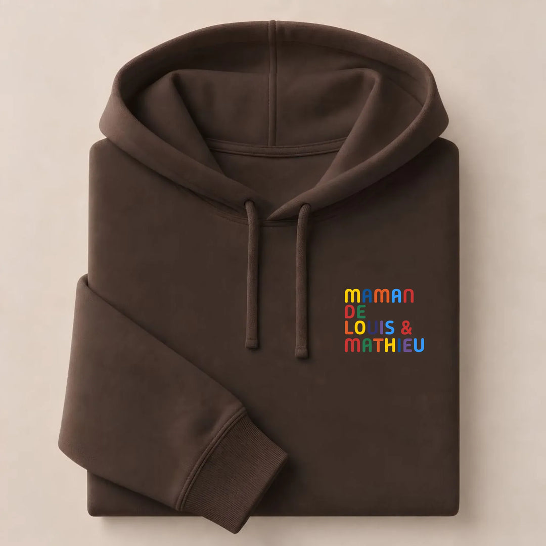 Sweat personnalisé Maman - Prénoms multicolore brodé Sweat à capuche / Marron / S