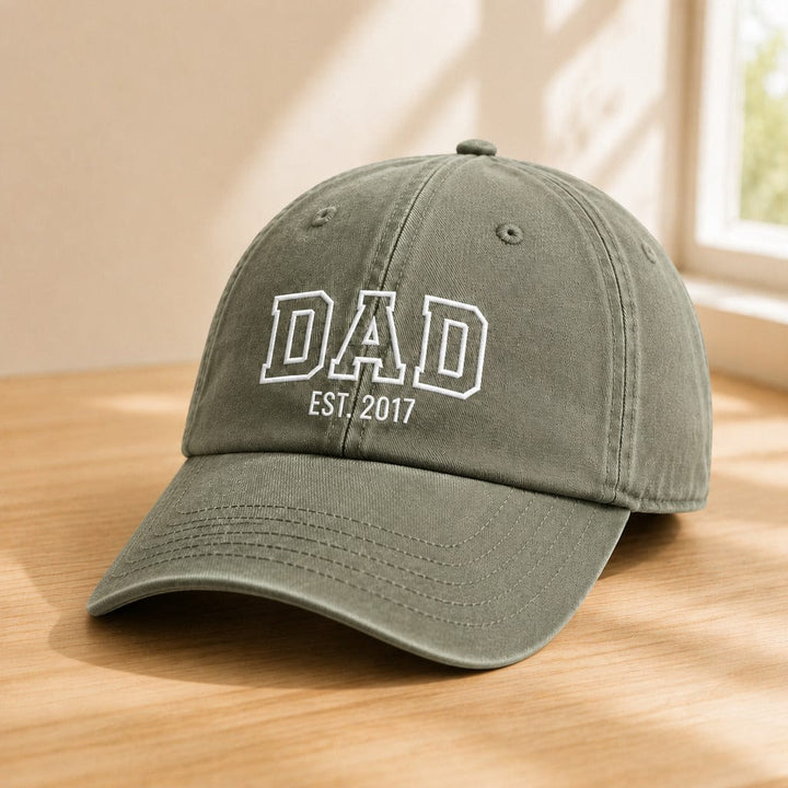 Bestickte Dad Cap mit persönlicher Jahreszahl