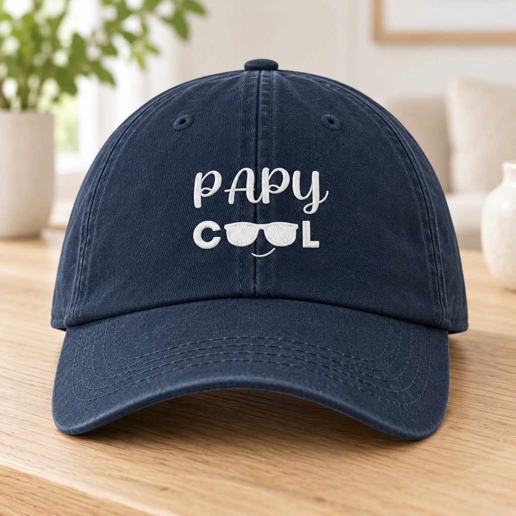 Casquette personnalisée Papy cool marine non portée avec broderie