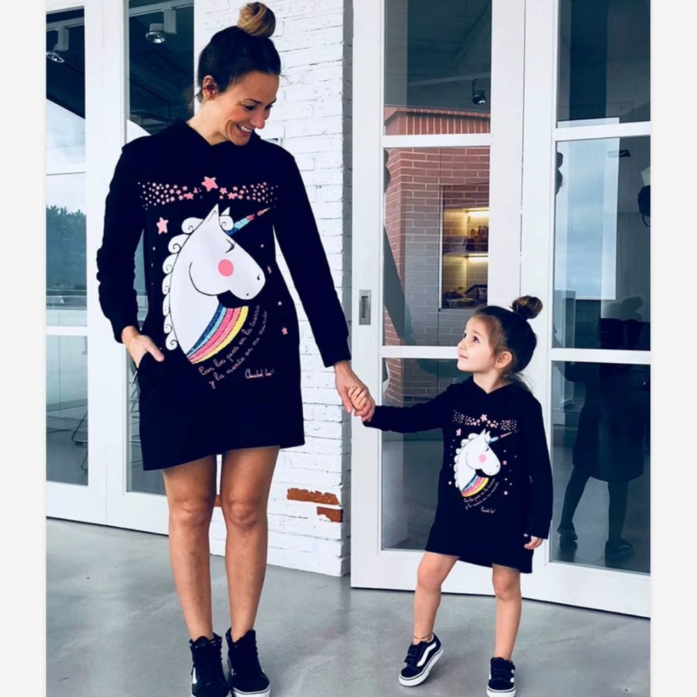 Ensemble Robe Pull Mère Et Bébé Fille Noir / Maman S
