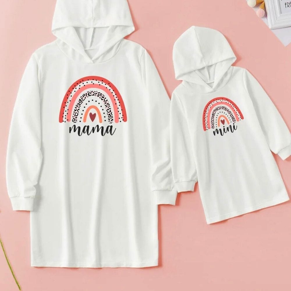 Ensemble Robe Pull Mère Et Bébé Fille Blanc / Arc en ciel / Maman S