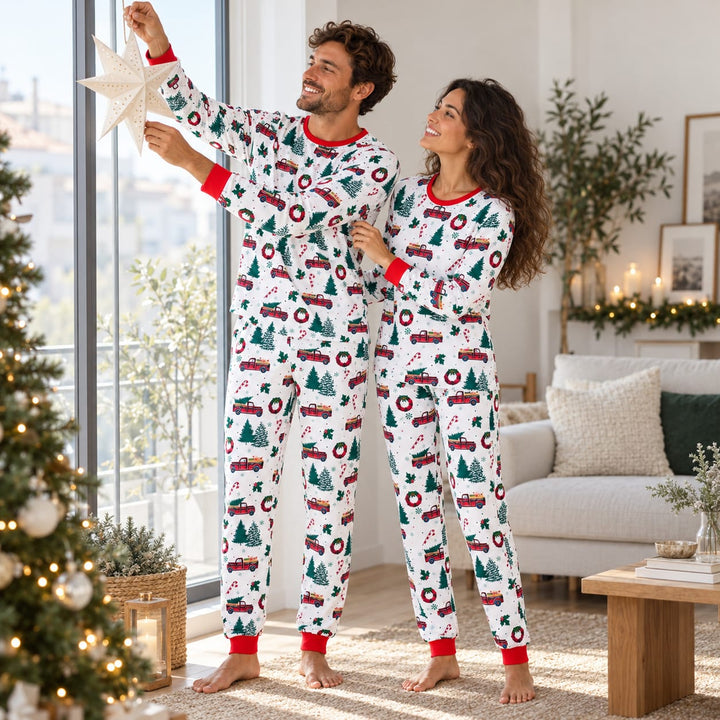 Matching Pyjamas für die Familie zu Weihnachten