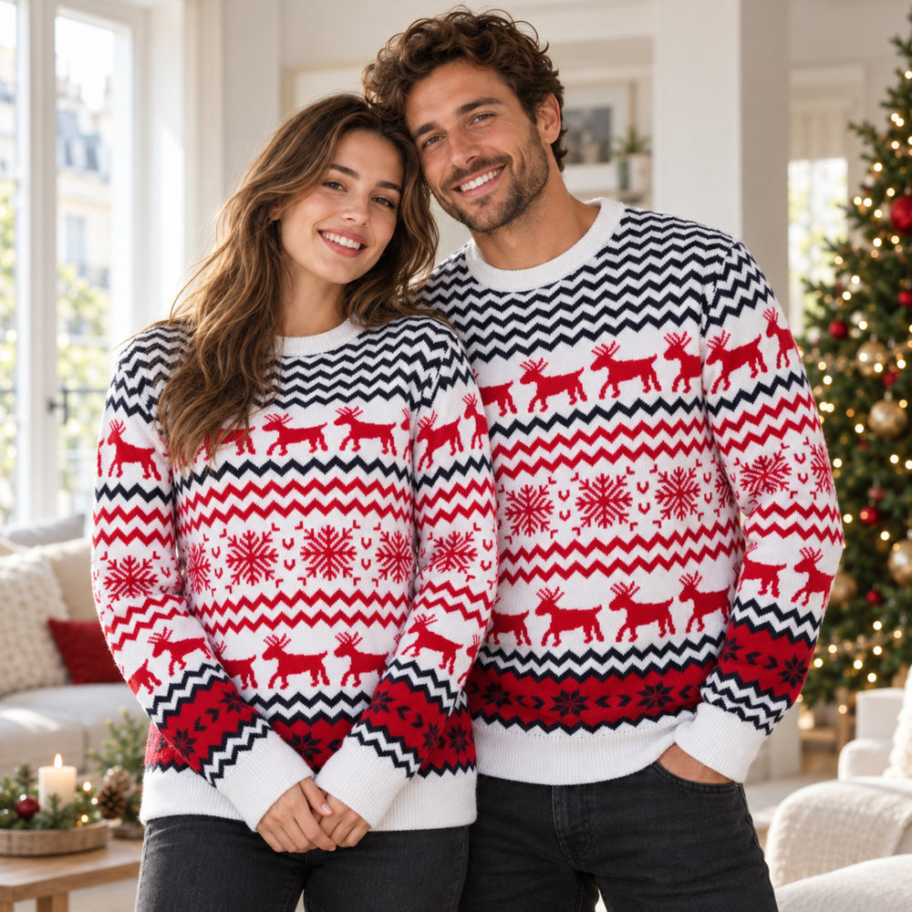 Couple portant le Pull Noël Couple Assorti blanc