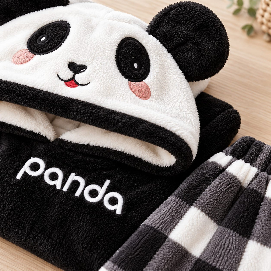 Warmer Familien-Weihnachtspyjama im Panda-Look