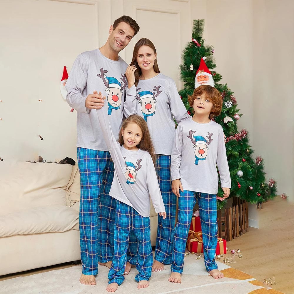 Pyjama Christmas Family