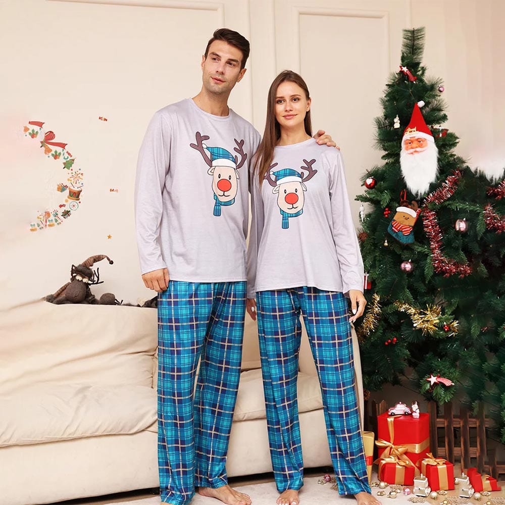 Pyjama Christmas Family