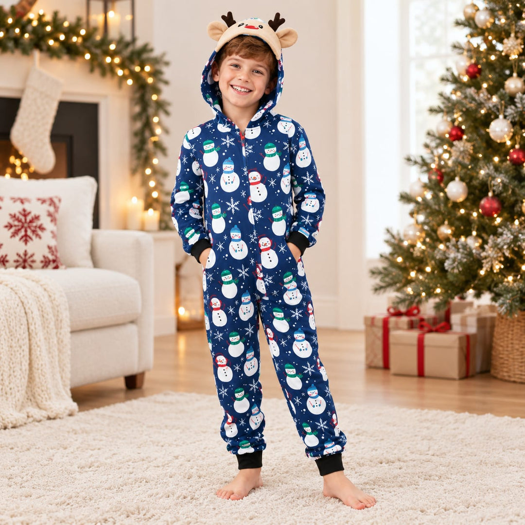 Weihnachts-Onesie für Paare mit Rentierkapuze