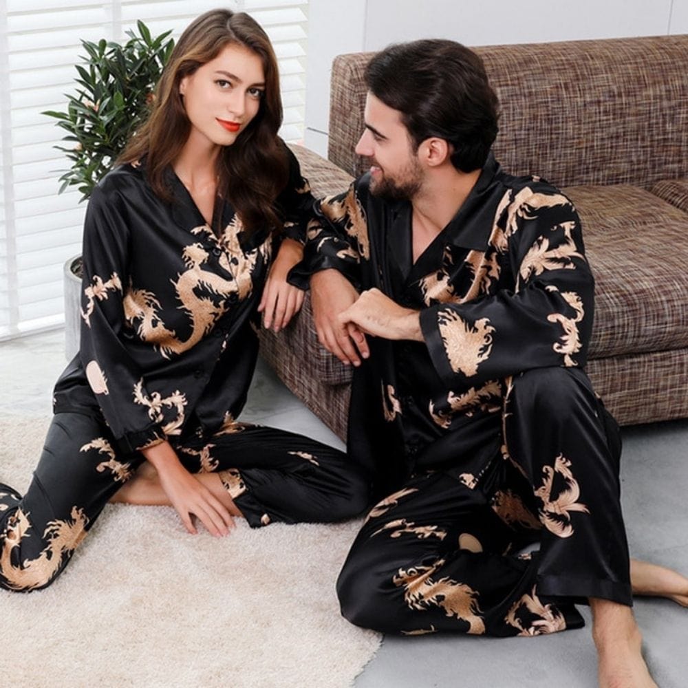 Ensembles de pyjamas en soie pour couple long Pyjamas assortis en soie