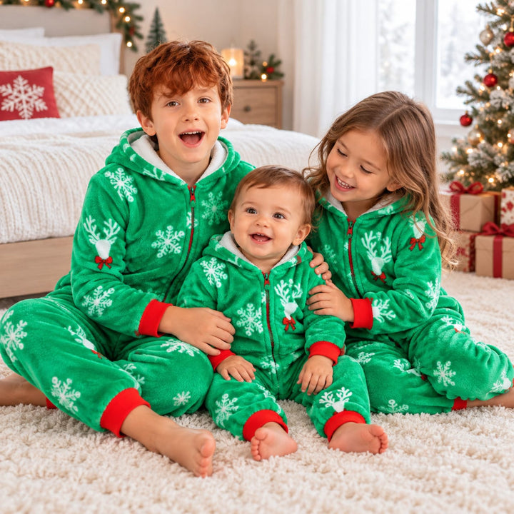Grüner Weihnachts-Onesie für die Familie