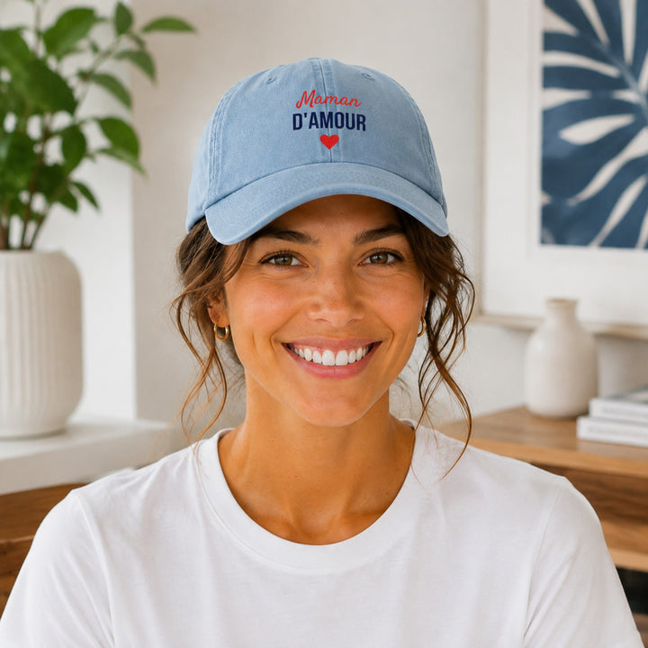 Casquette Maman d'amour bleu pastel portée