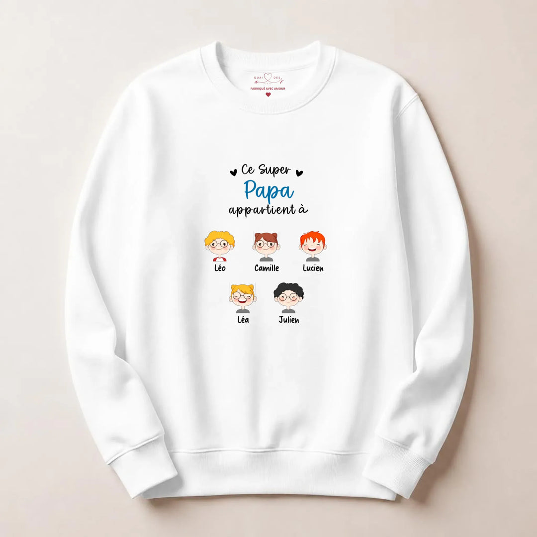 Sweat à capuche personnalisé papa - Ce super papa appartient à Sweatshirt / Blanc / S