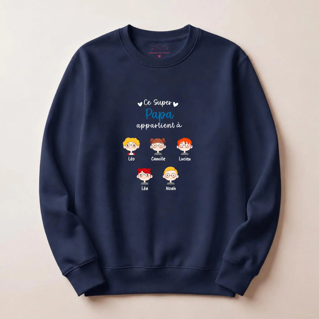 Sweat à capuche personnalisé papa - Ce super papa appartient à Sweatshirt / Marine / S