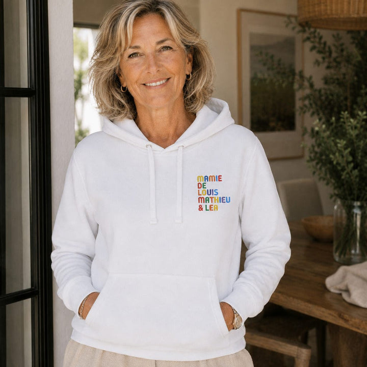 Sweat personnalisé Mamie - Prénoms multicolore brodé