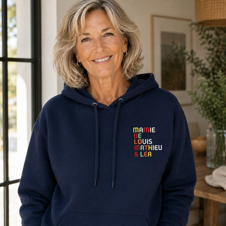 Sweat personnalisé Mamie - Prénoms multicolore brodé