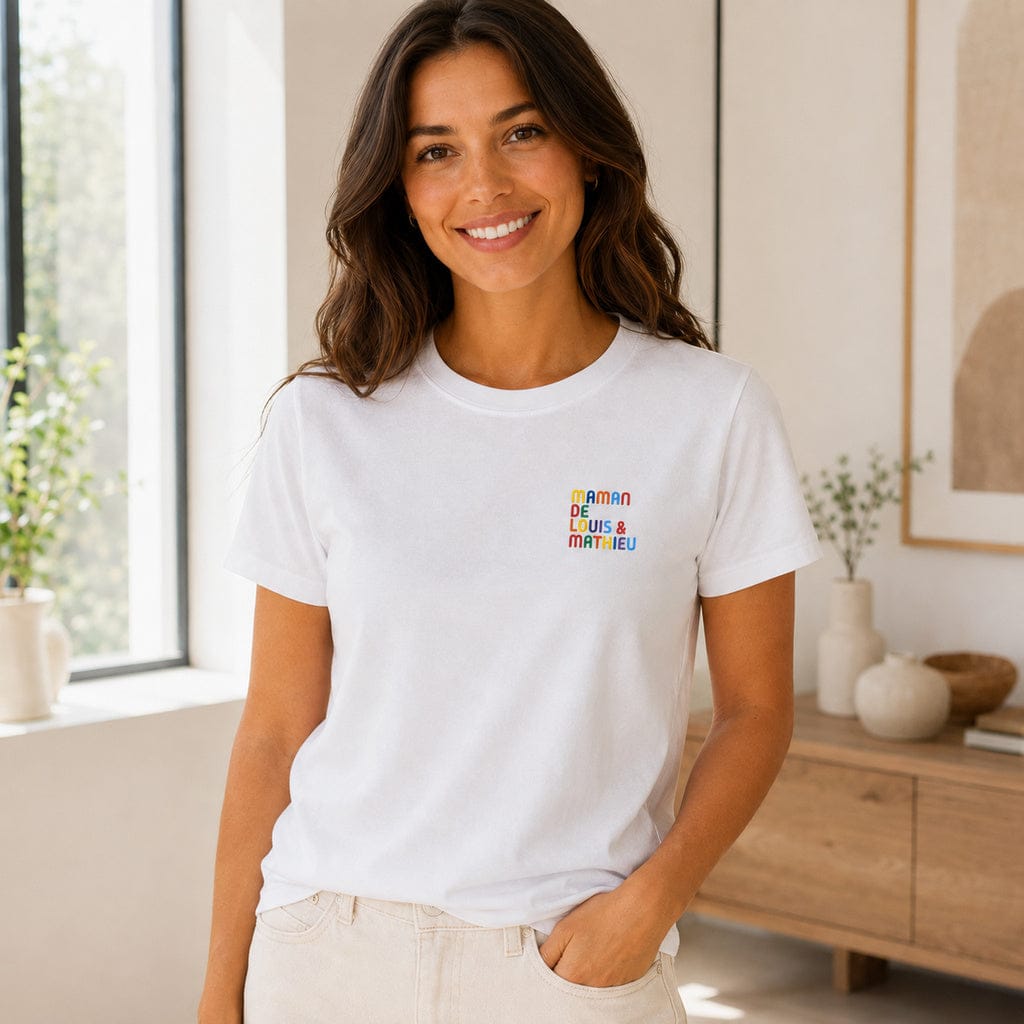 T-Shirt personnalisé Maman - Prénoms multicolore brodé