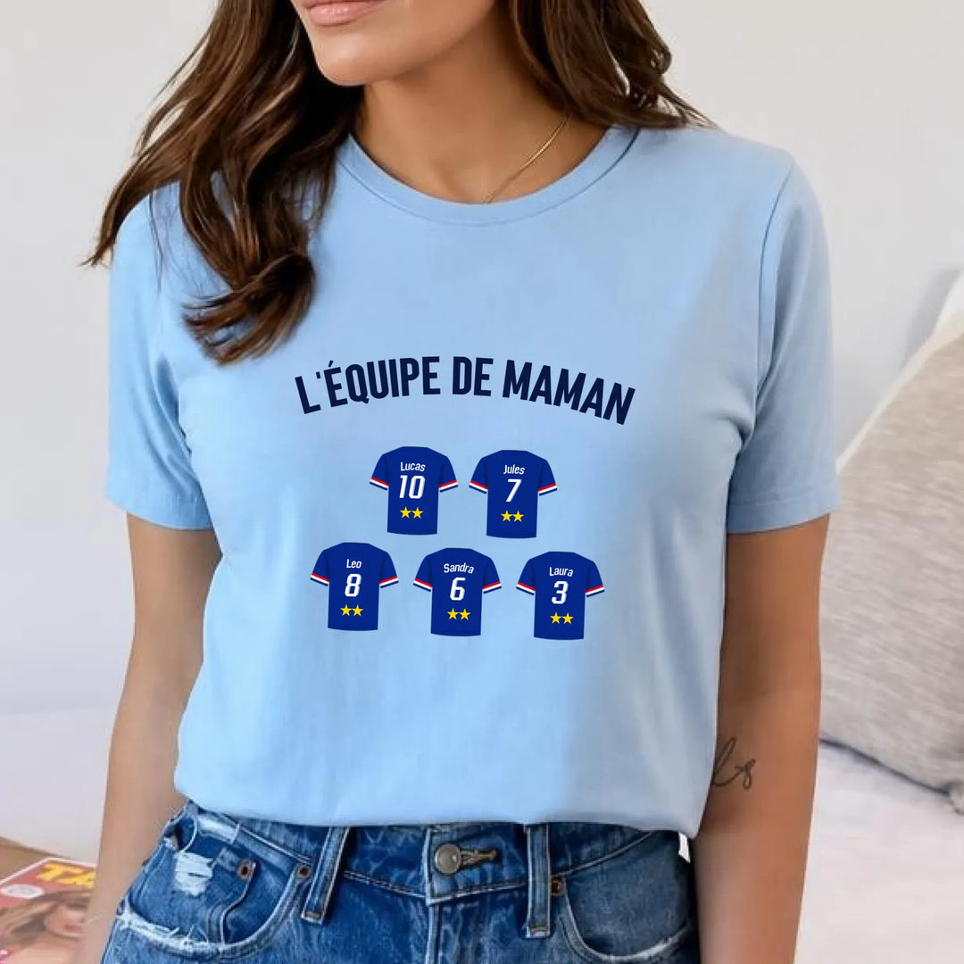 T-shirt Personnalisé - L'équipe de Maman T-shirt Front Femme | Gildan® 5000 DTF 2.0 / Bleu Clair / S
